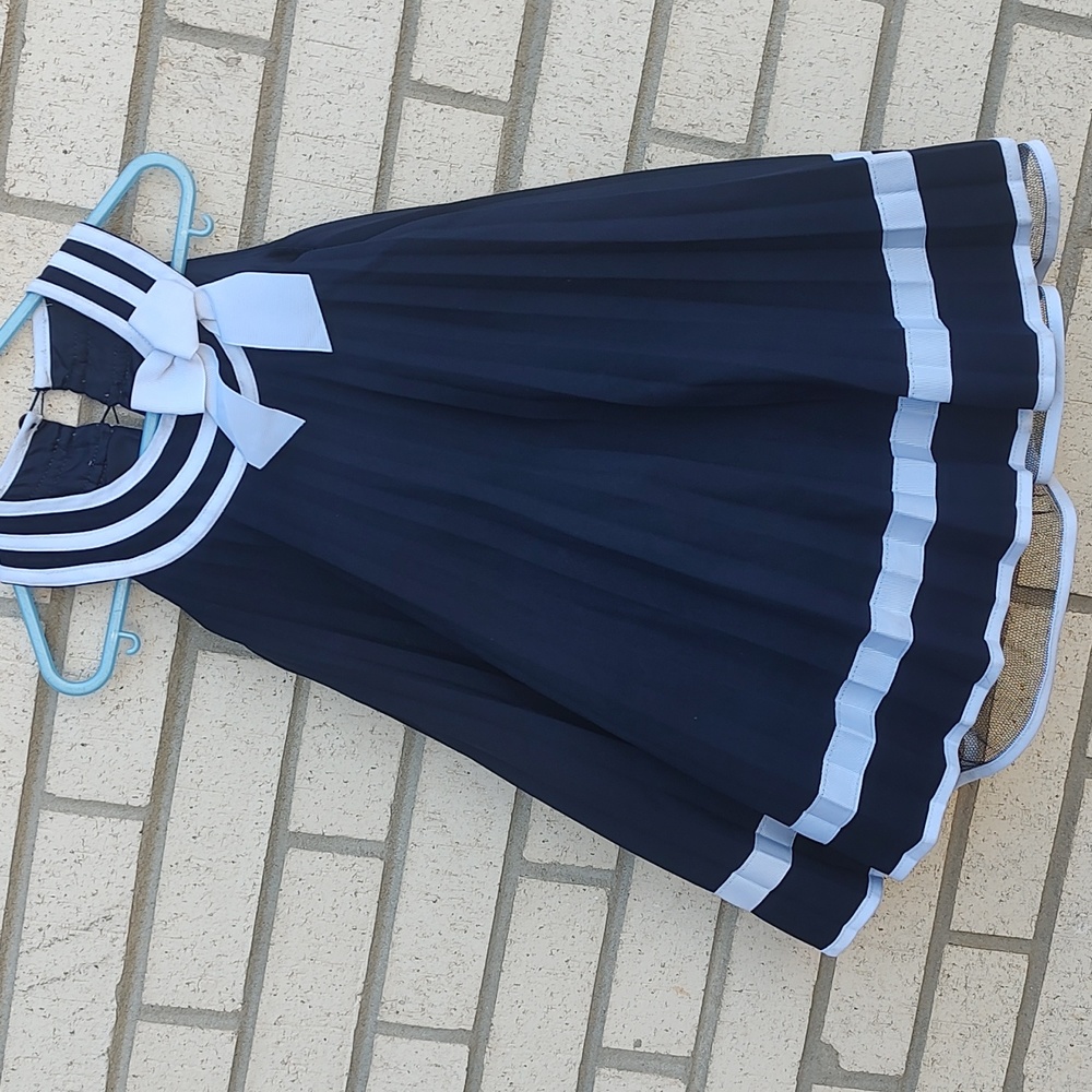 Bonnie Jean Dress - Picture 1 of 10